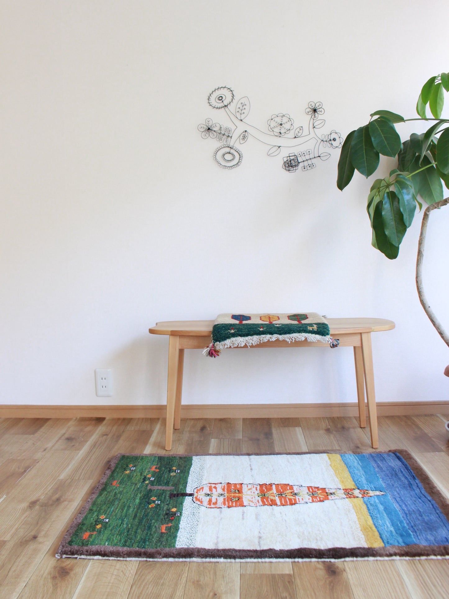 <出張中ギャッベ> Entrance Mini (93cm×65cm) 202311051