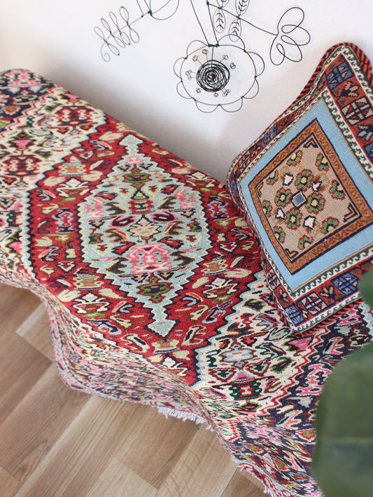 【1/24~販売開始】🌸花柄セネキリム🌸