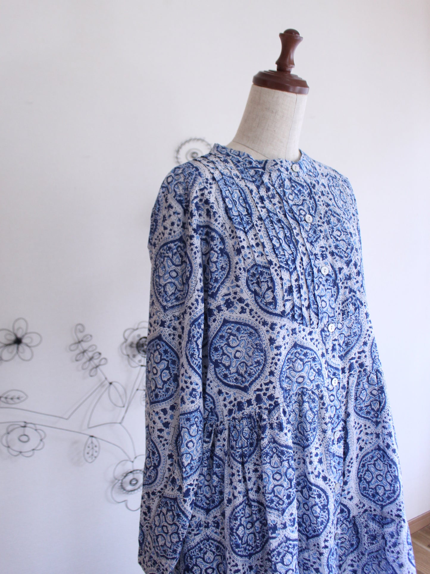 Vikrama Drees ブルー