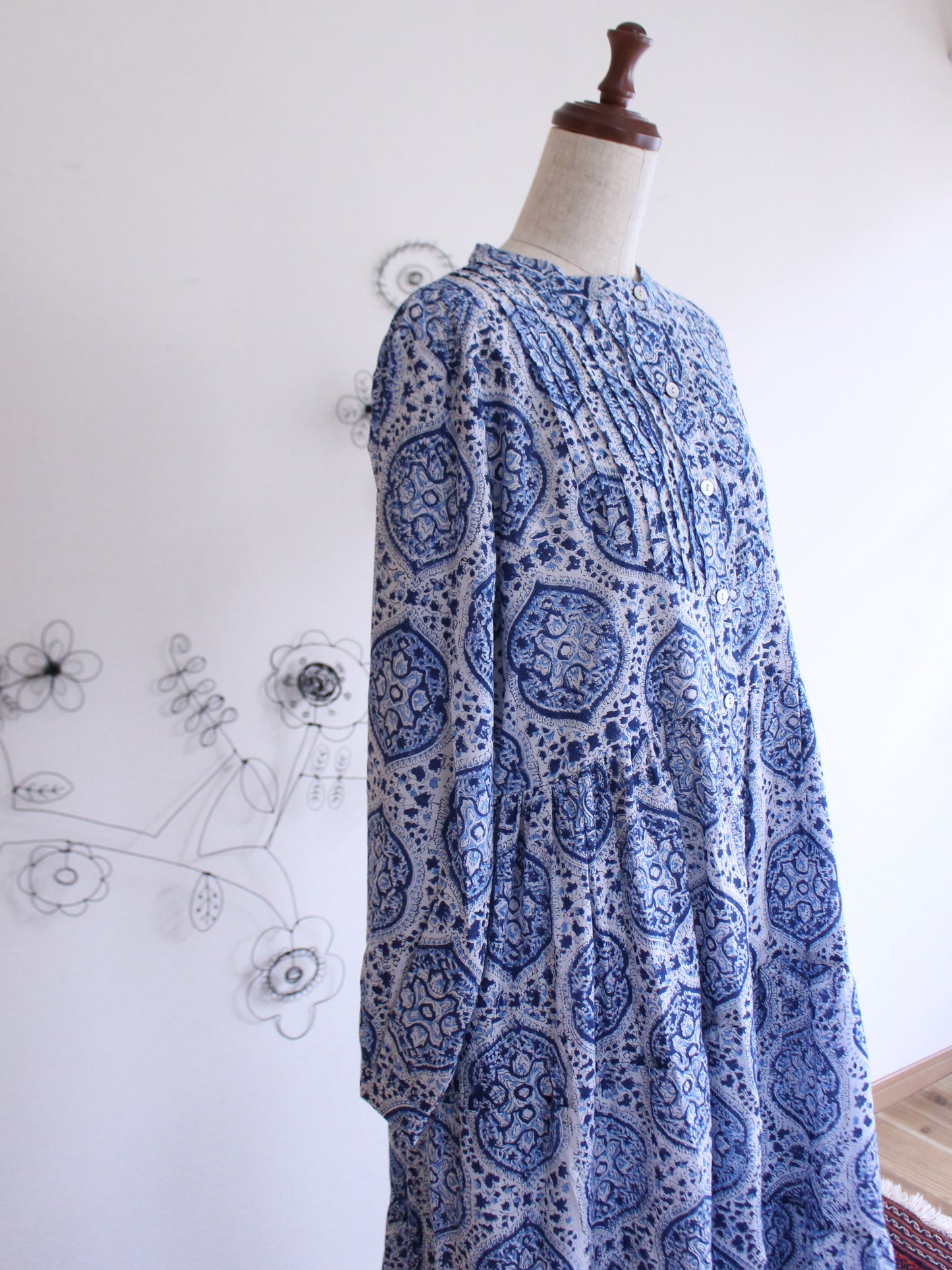 Vikrama Drees ブルー