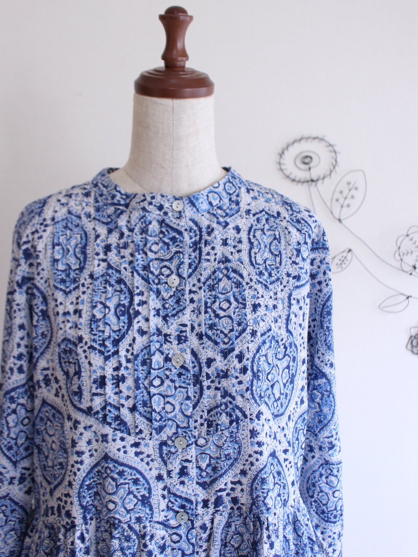 Vikrama Drees ブルー