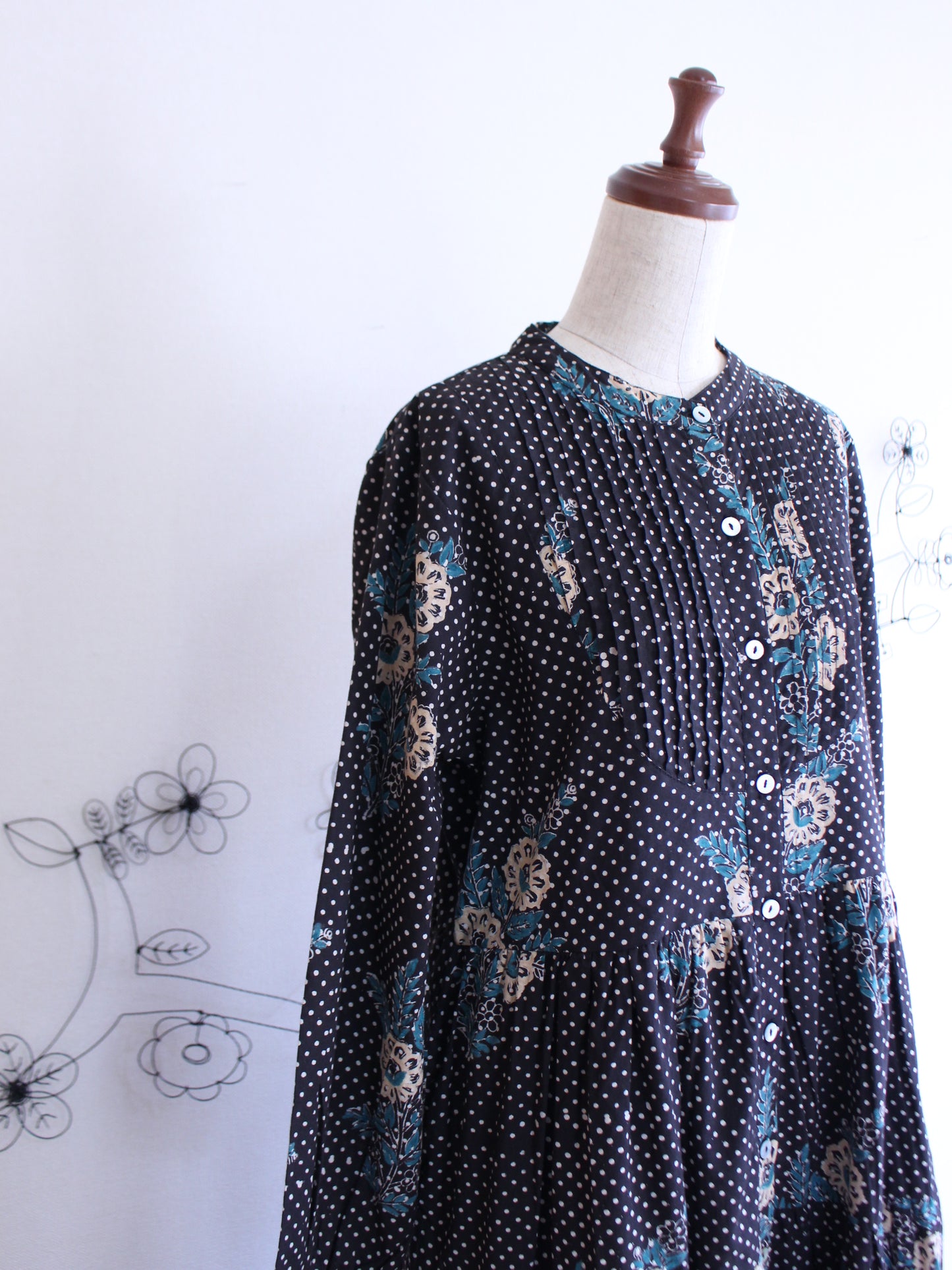 Vikrama Drees ドットフラワー