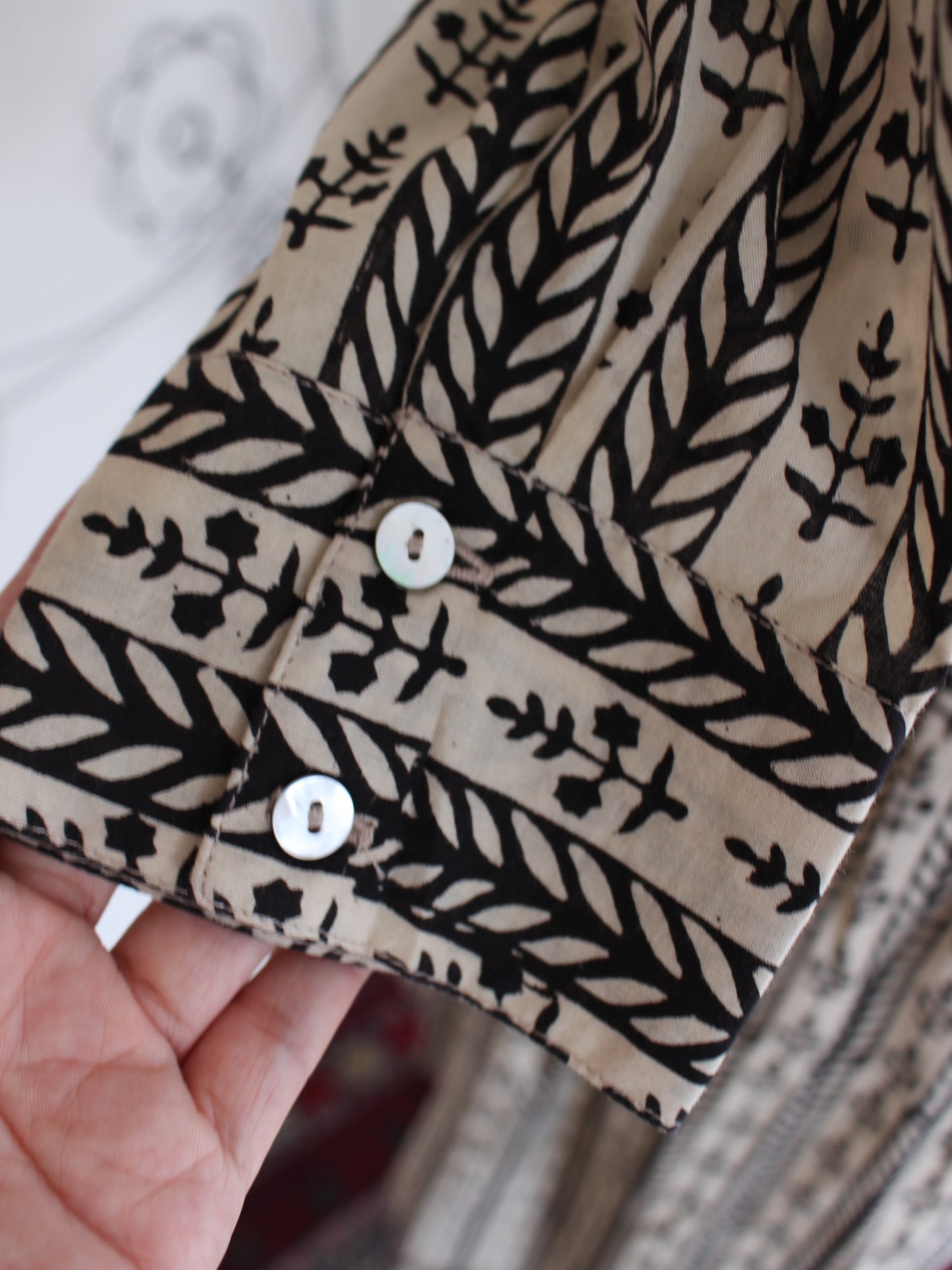 【キナリブラック】大人上品フリルワンピース