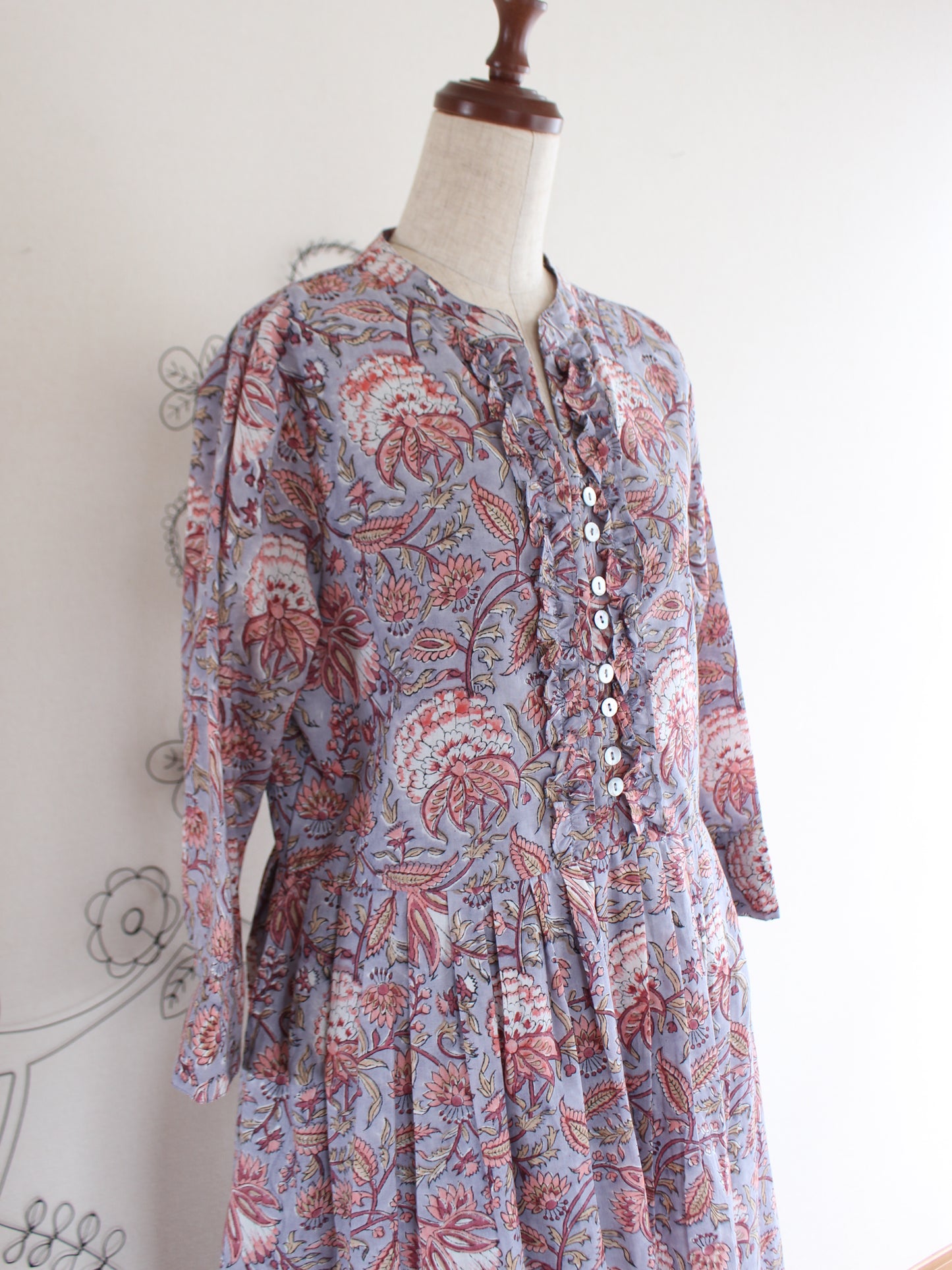 【ピンク牡丹】大人の上品フリルワンピース