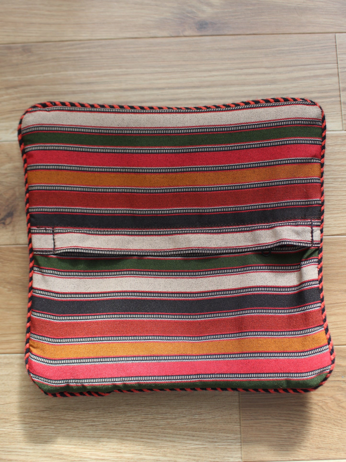 閲覧用　キリムクッションカバー