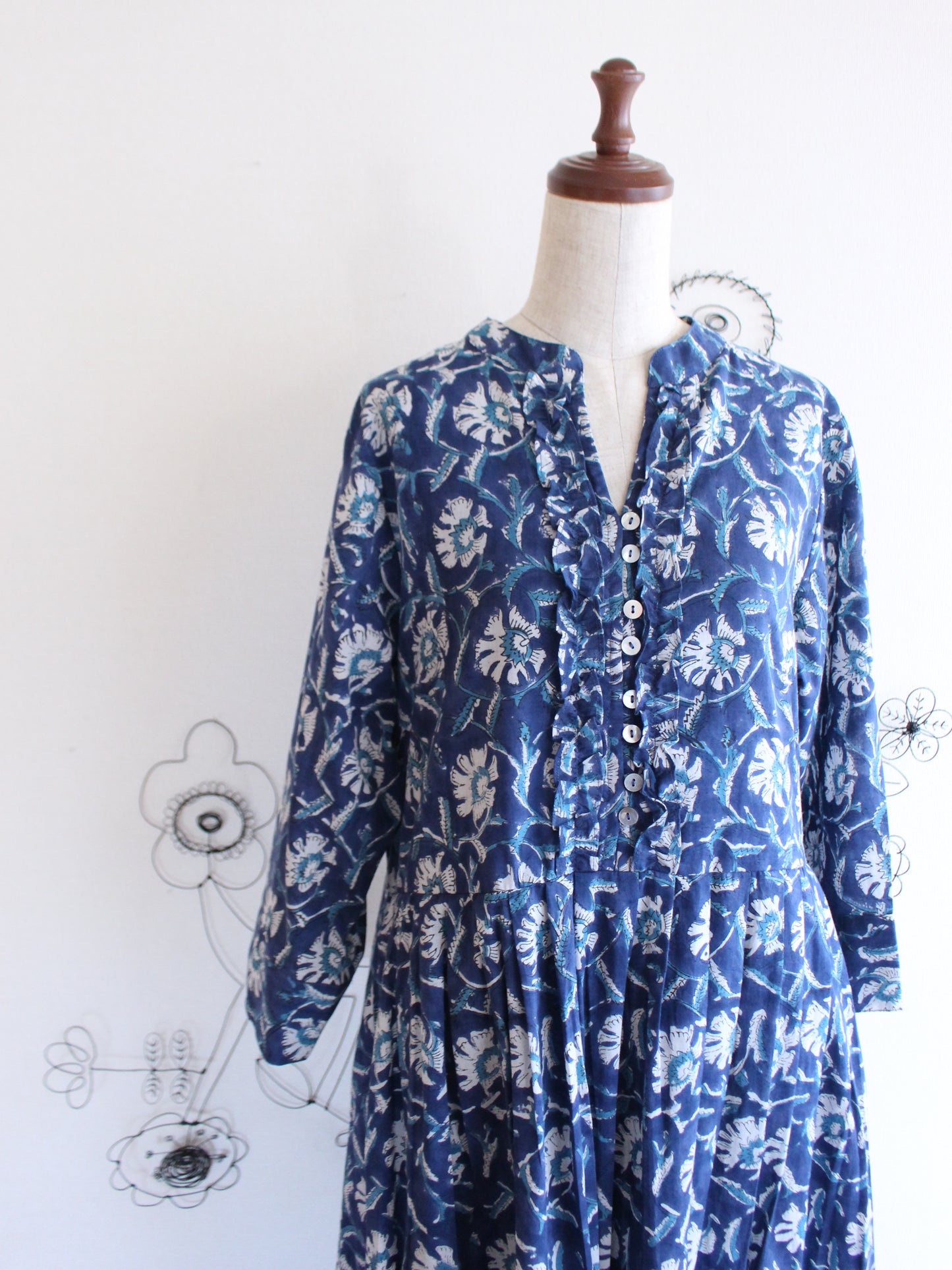 【大人ブルー】大人の上品フリルワンピース