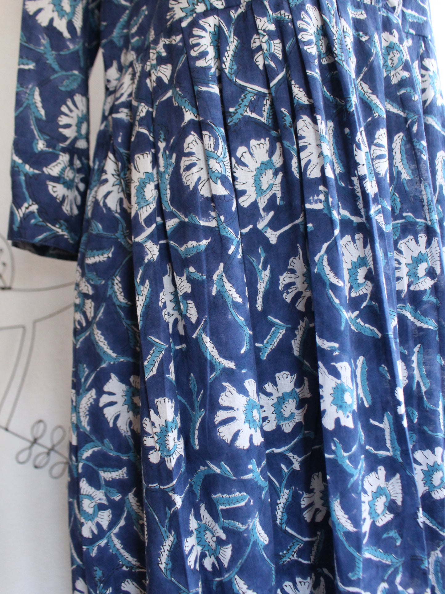 【大人ブルー】大人の上品フリルワンピース