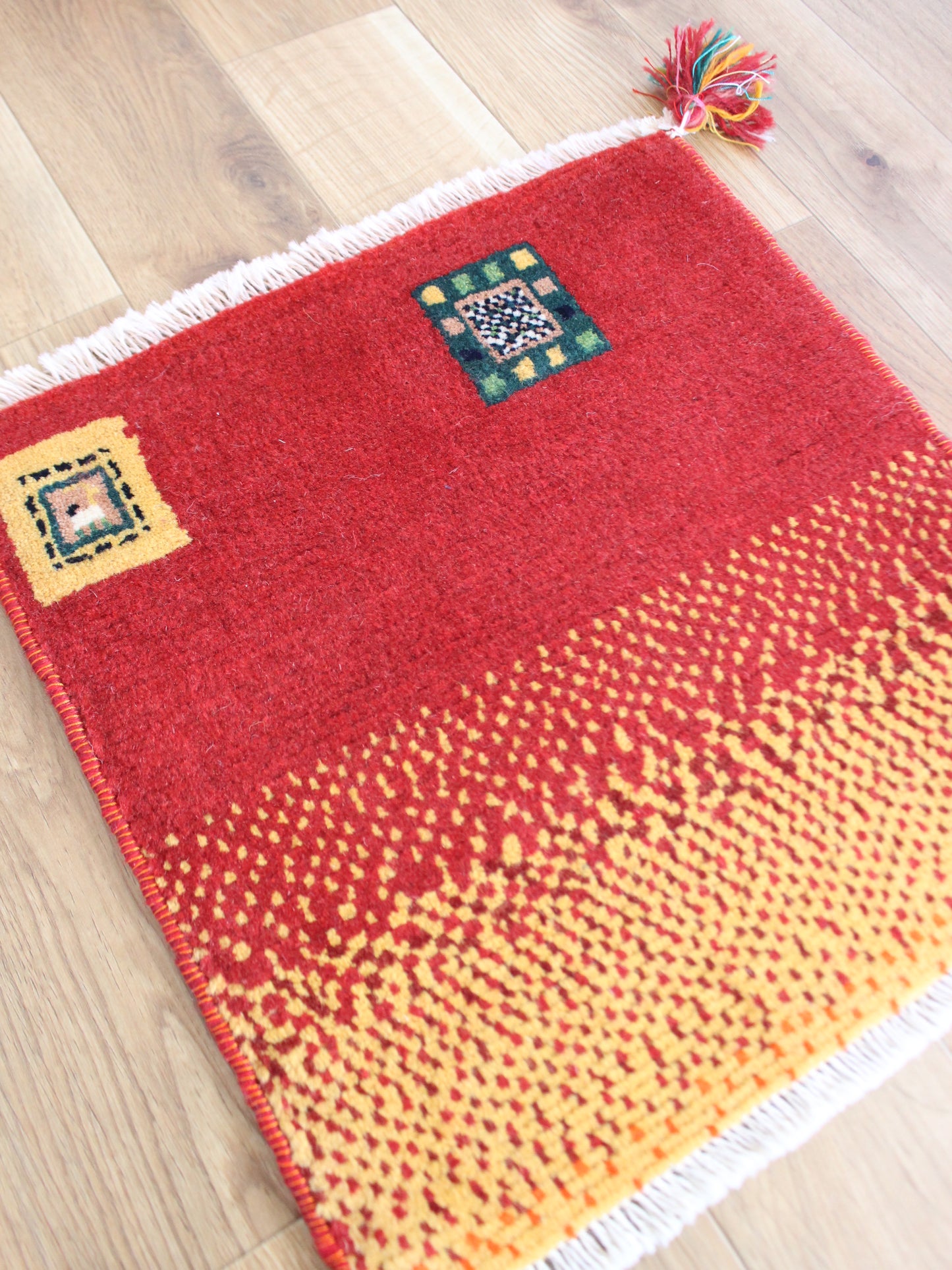 Gabbeh Mini 織りがめちゃくちゃ良い薄いギャッベ