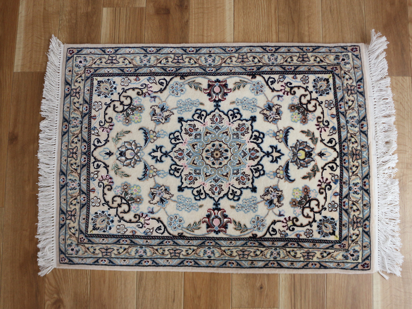 ナイン 6La 80cm×57cm