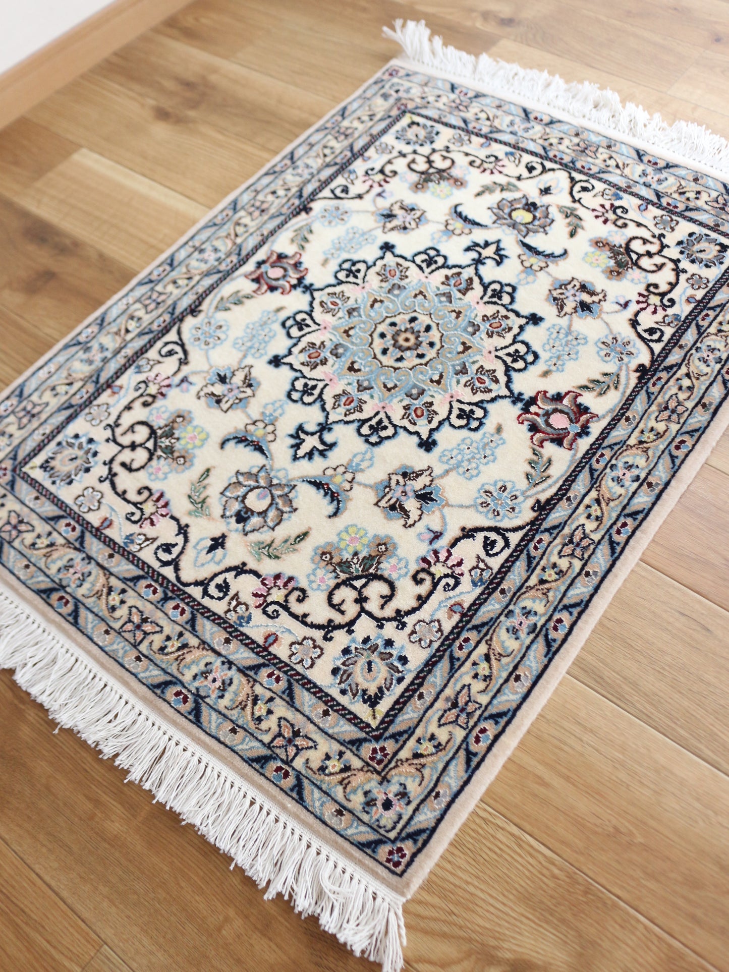 ナイン 6La 80cm×57cm