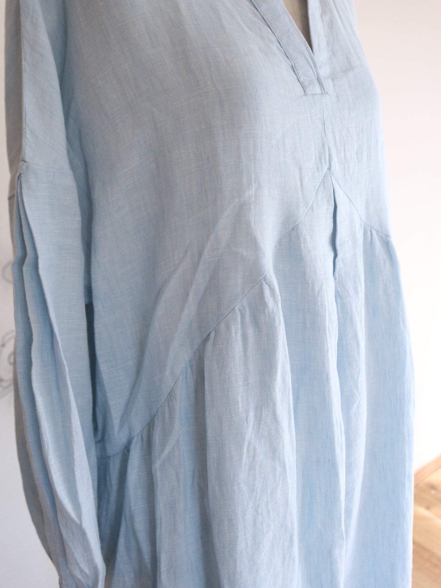 【発売間近！！！】Uttam Series 高級リネンワンピース POWDER BLUE